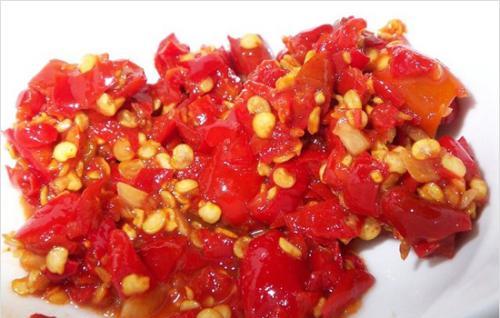 好香的辣椒醬啊 這就是桂林非常美味的特產之一